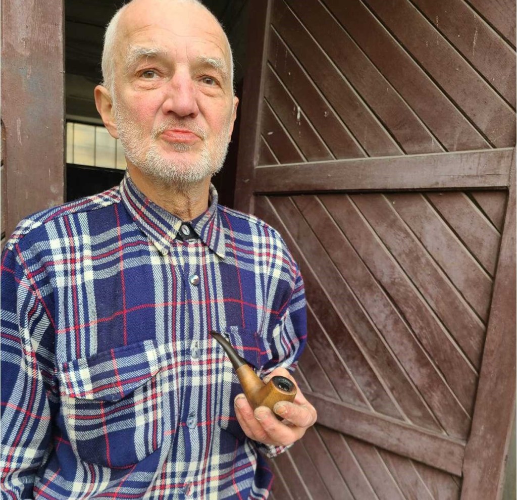4/13/2022 – A different kind of story: the pipe man of&nbsp;L’viv