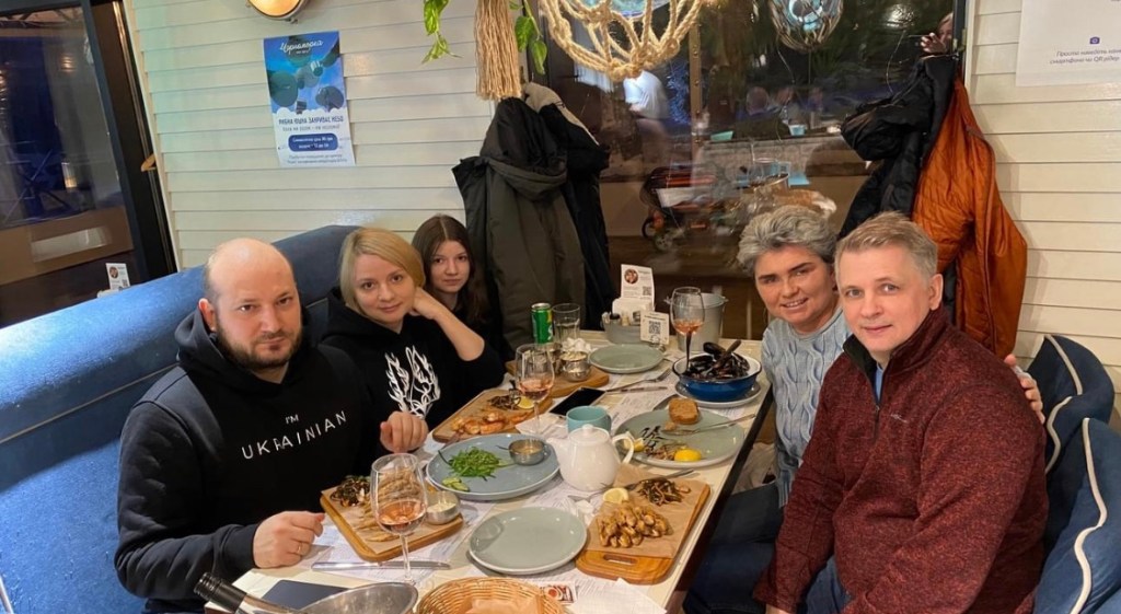 2/6/2023 – “We went to bed ruzzian-speaking on Feb 23rd and woke up on Feb 24th Ukrainian-speaking”