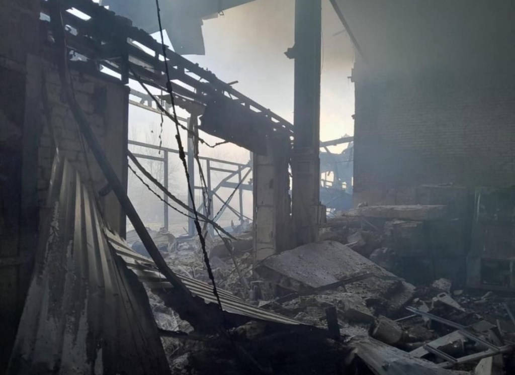 12/21/2023 – Russian army launched an attack on a Kherson humanitarian aid&nbsp;warehouse