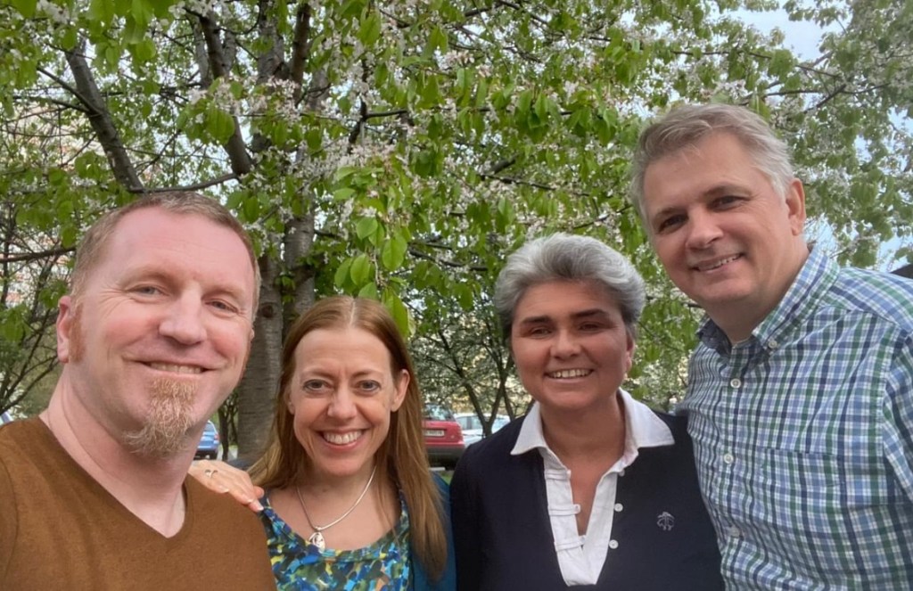 4/16/2024 – A question like, When will Ukraine give ruzzia its land back? Wow!