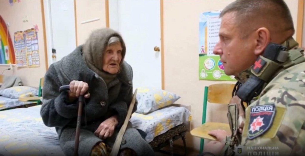 4/30/2024 — 98-year-old Lidiia walks 10 km through the war zone to escape Russian-occupied Ocheretyne