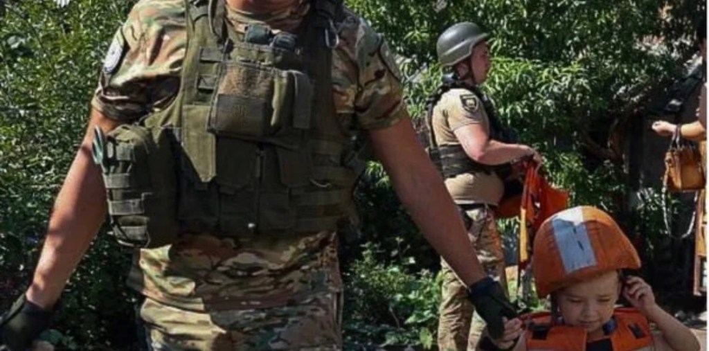 8/8/2024 — Ukraine evacuates hundreds of children from Donetsk region amid Russian&nbsp;advance